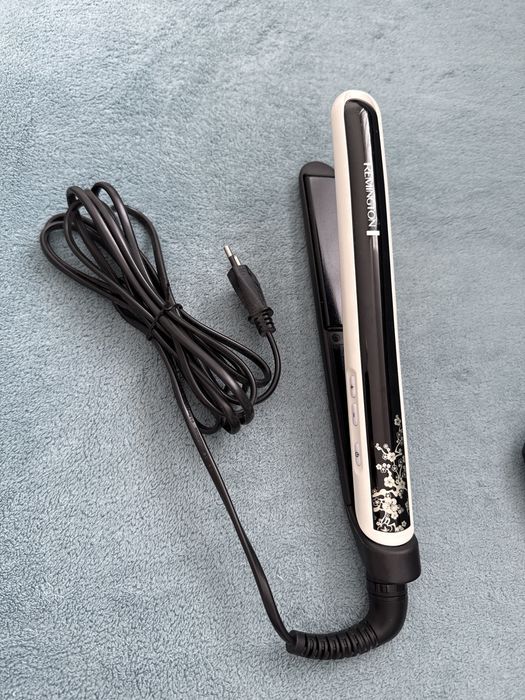 placa pentru intins parul Remington S9500