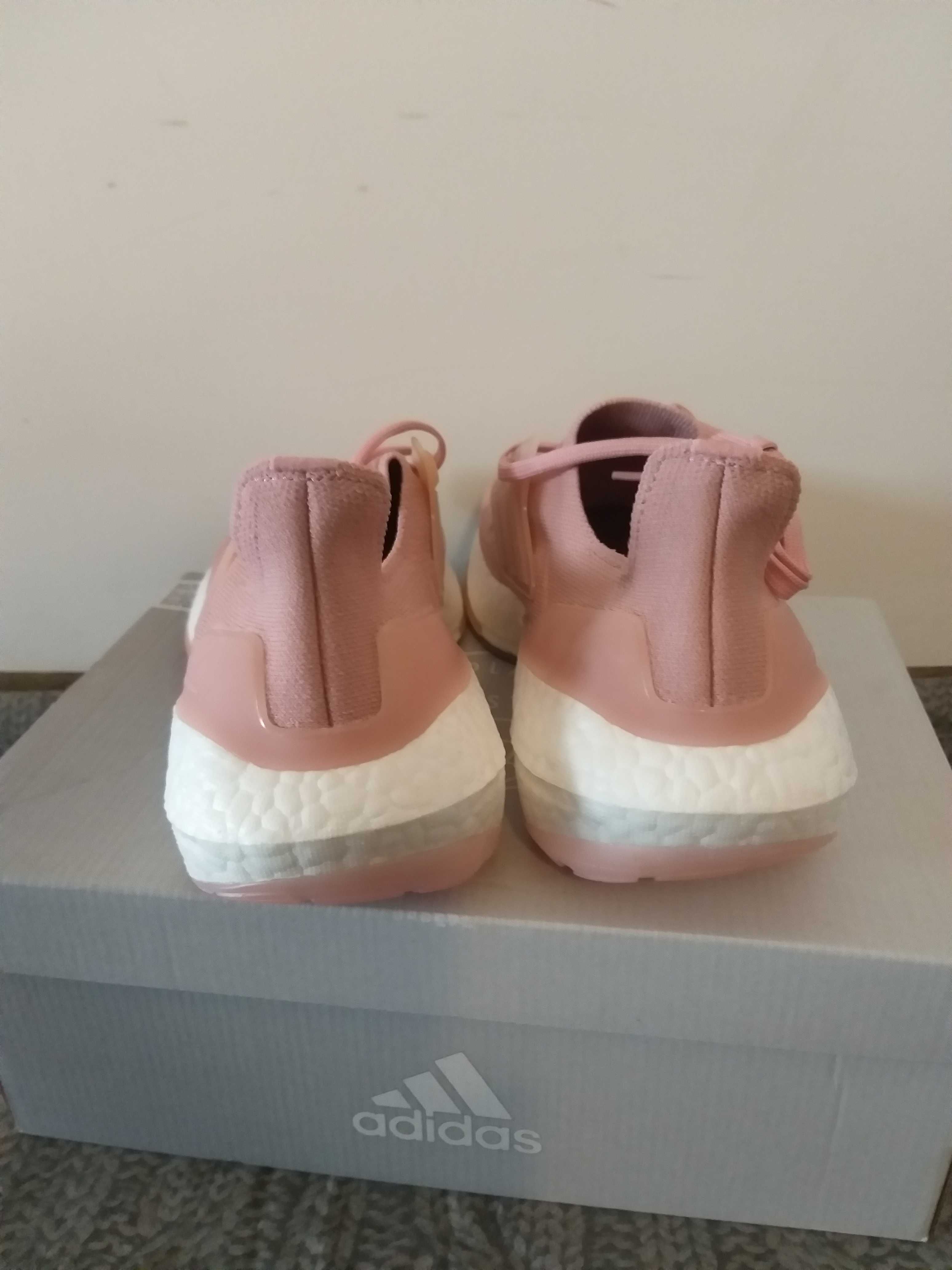 Adidas UltraBoost 22 Women Pink -  дамски маратонки НОВИ