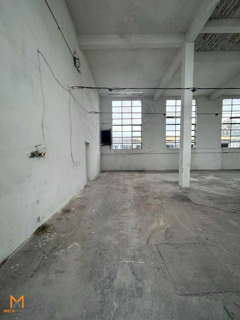 Дава се под наем Склад в Севлиево - 180 кв.м за 489.6 € - Снимка #2