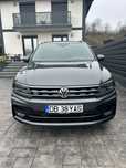 VW Tiguan R-line 2.0 TDI 240 cp Highline