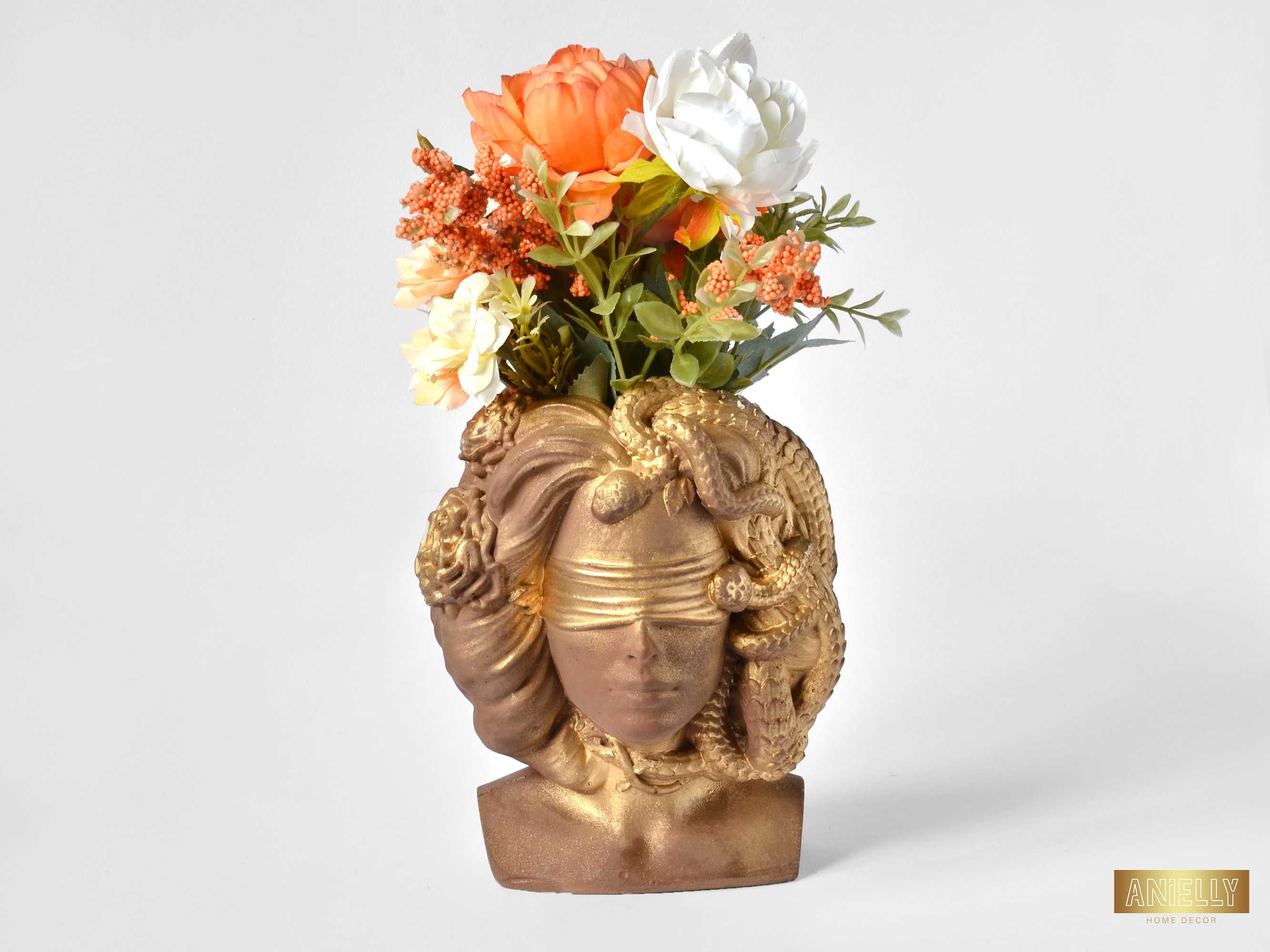 Декоративна ваза скулптура Медуза Горгона / Ваза за цветя и сукуленти