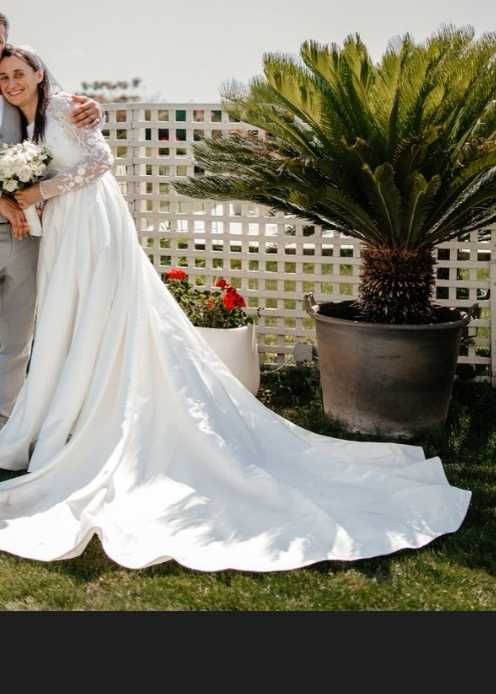 vând  rochie de mireasa