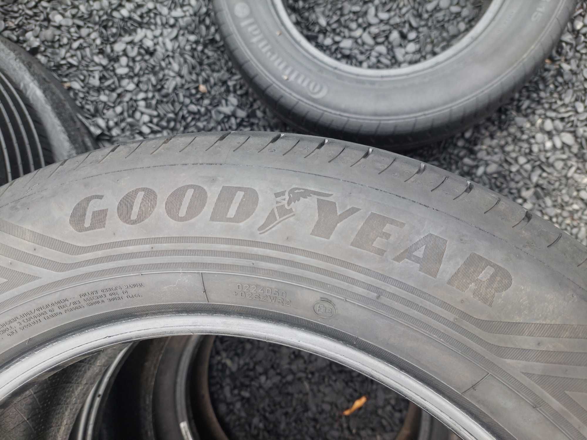 235 60 18,2buc vara GOOD YEAR,EfficientGRIP,2021,5mm