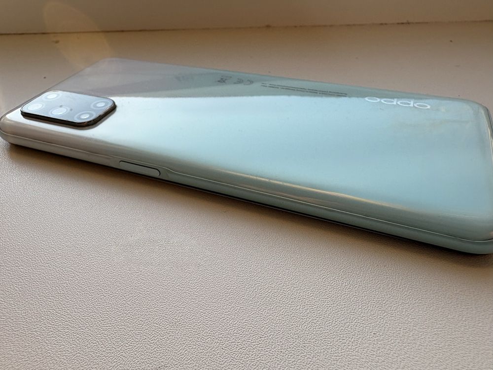 Oppo A52,торг имеется