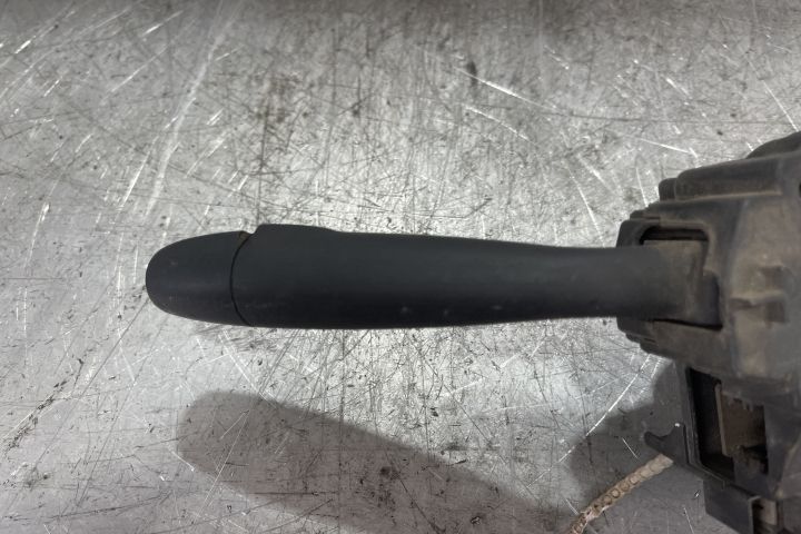 Maneta stergatoare parbriz si luneta 12275523 / 122755 23 Peugeot 307