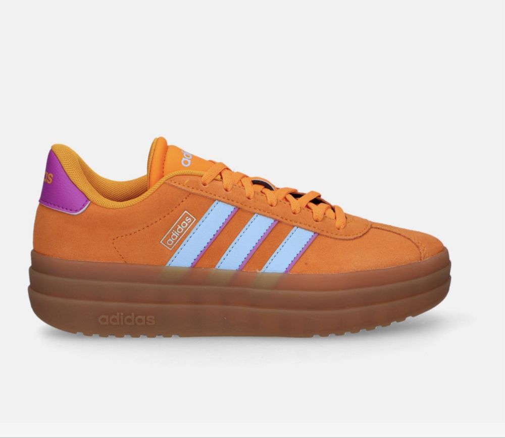 Обувки Adidas 39