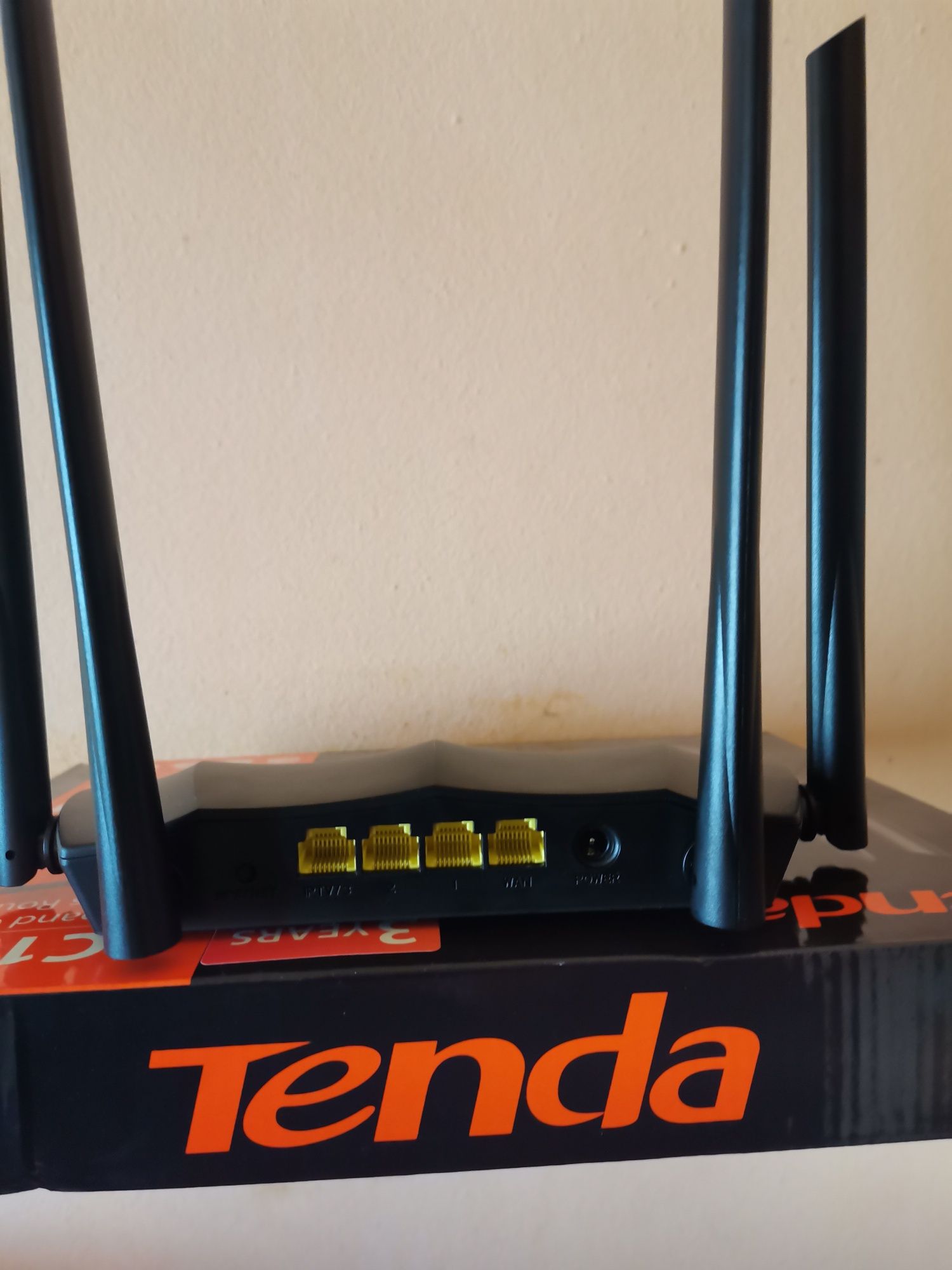 Рутер Tenda AC8, AC1200, Dual-band