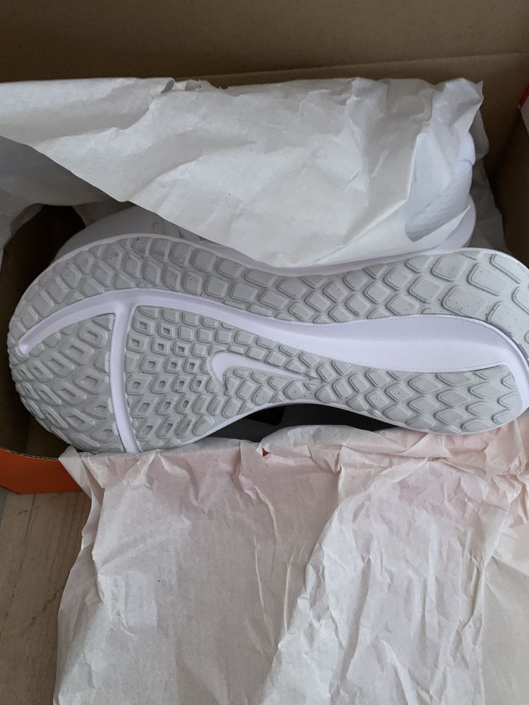 Nike спортно леки маратонки