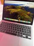 MacBook M1 2020 Silver SSD 256 GB 8 GB RAM 13,3 inch Impecabil
