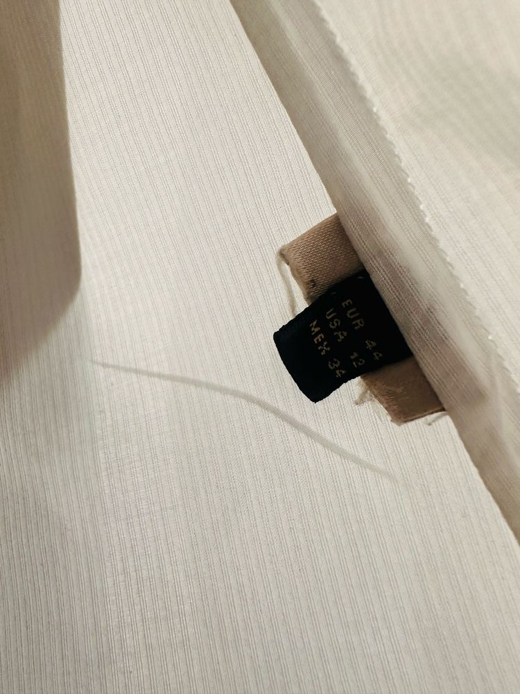Camasa office Massimo Dutti ,matrial fin