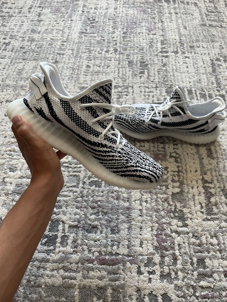 Yeezy 350 Zebra 40-44