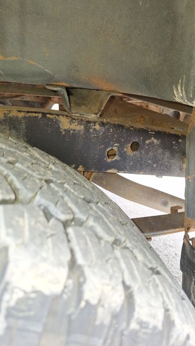 D22 2.5 diesel 4x4 cu reductor