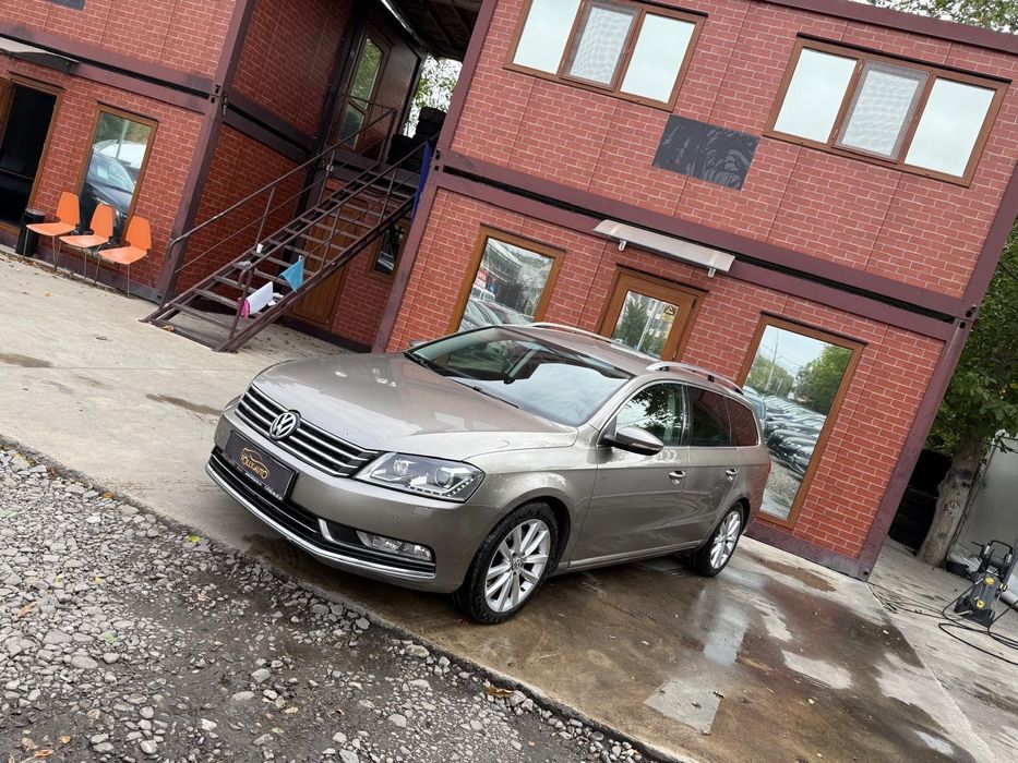 Volkswagen Passat Highline Automat 170Cp Posibilitate Rate FARA AVANS, Schimburi Auto