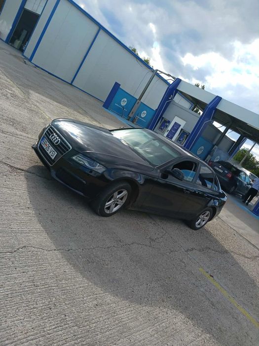 Vând audi A4 B8.