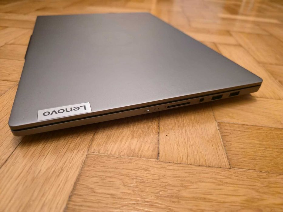 Laptop Lenovo IdeaPad Pro 5 16", AMD Ryzen 7 7840HS, 32GB RAM, 1TB SSD