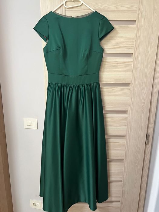 Rochie verde pana la glezne