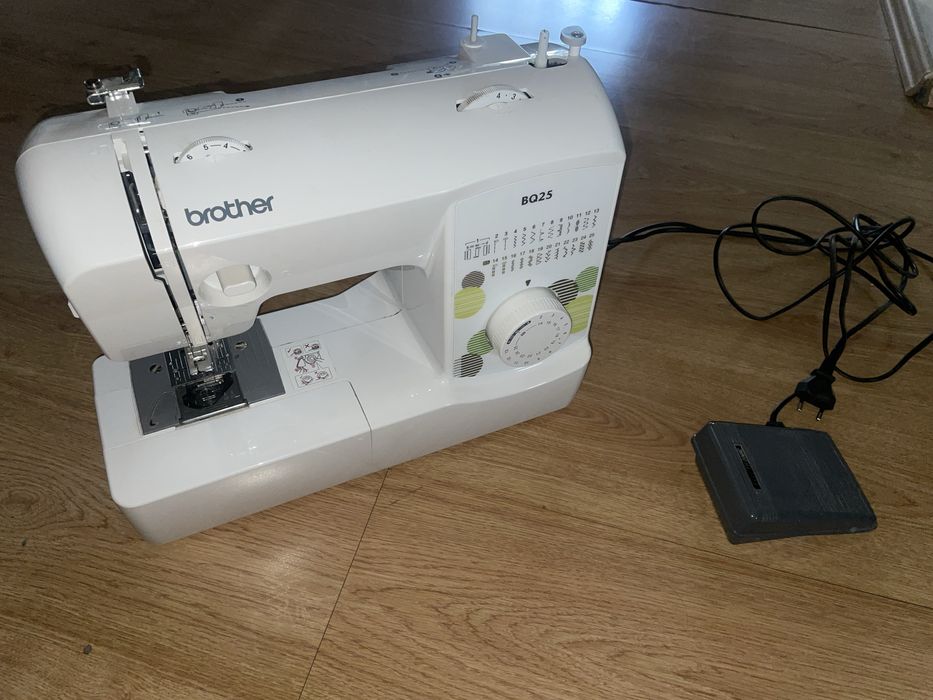 Masina de cusut noua Brother BQ25