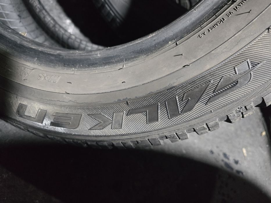 Anvelope 215/60 R16 FALKEN de iarna