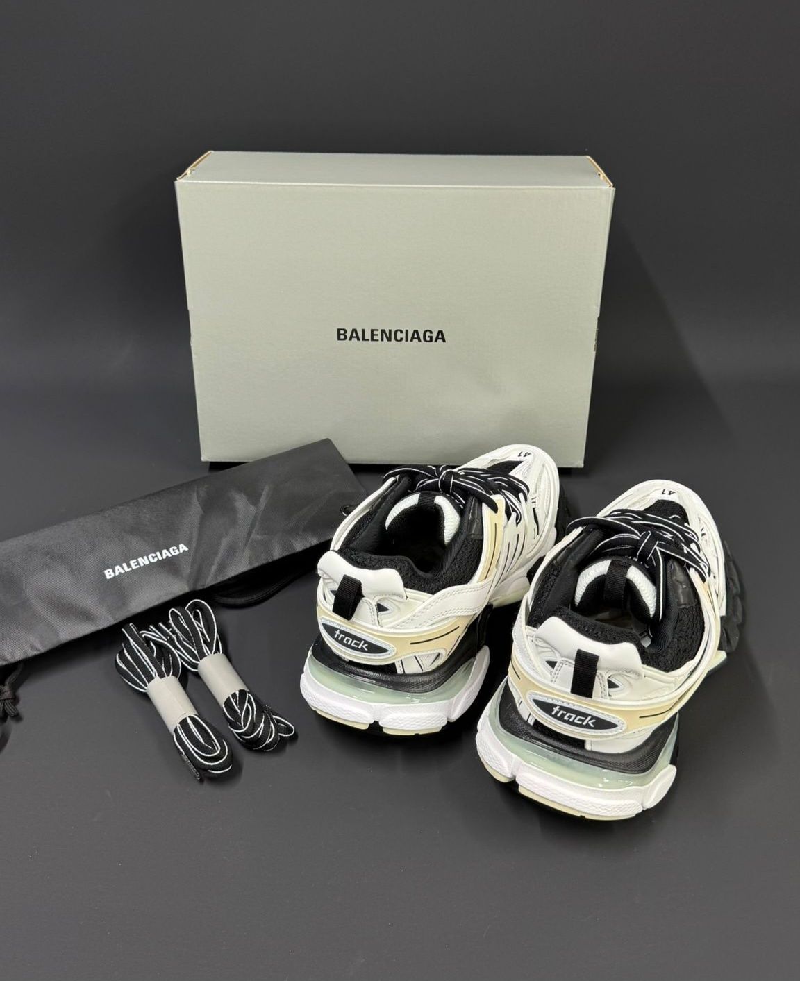 Мъжки сникърси си Balenciaga truck