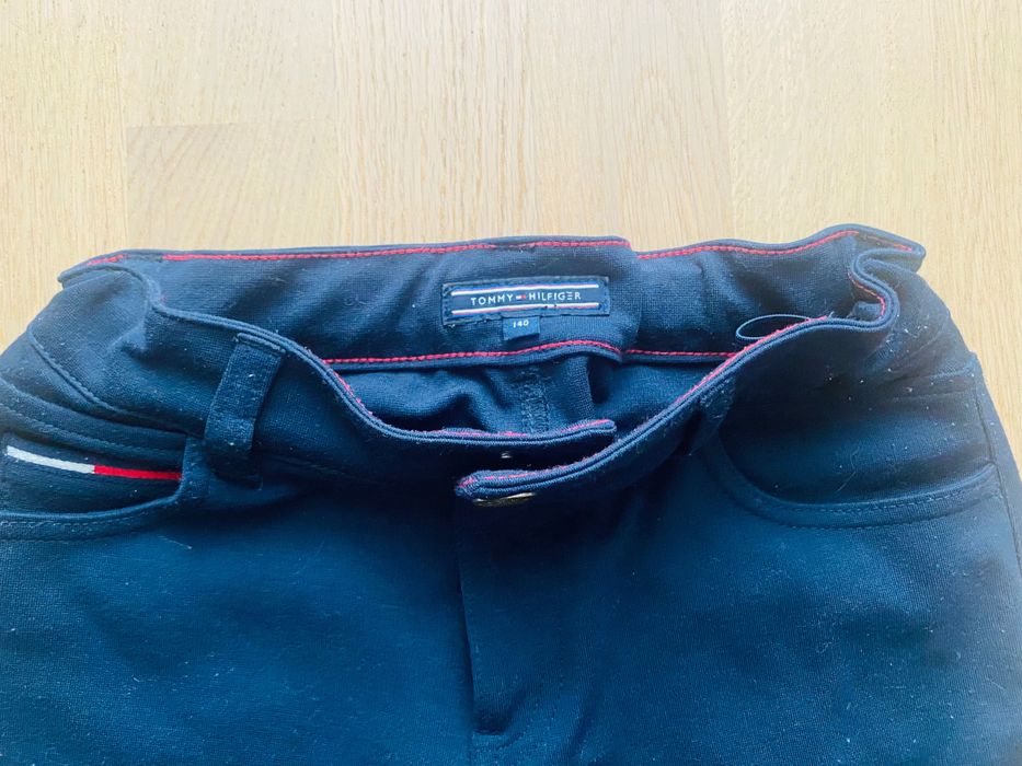 Vand pantaloni fetita Tommy Hilfiger