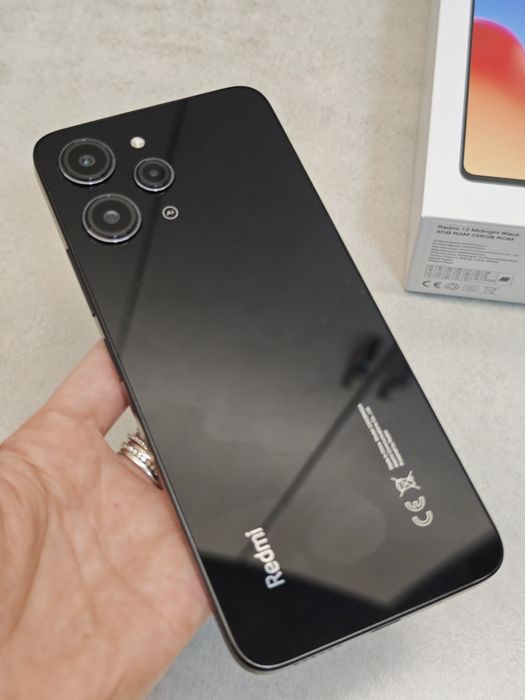 Redmi 12 смартфон