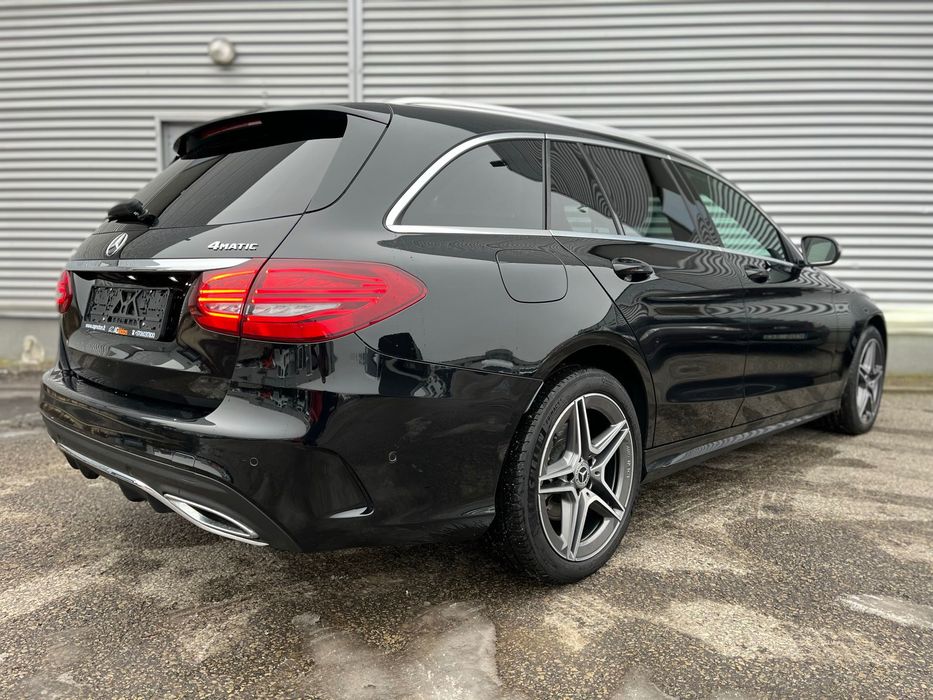 Mercedes W205 C220 AMG 2016 DEZMEMBREZ Piese