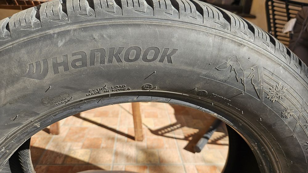 Anvelope iarna 235 60 R18 - 2 x Hankook