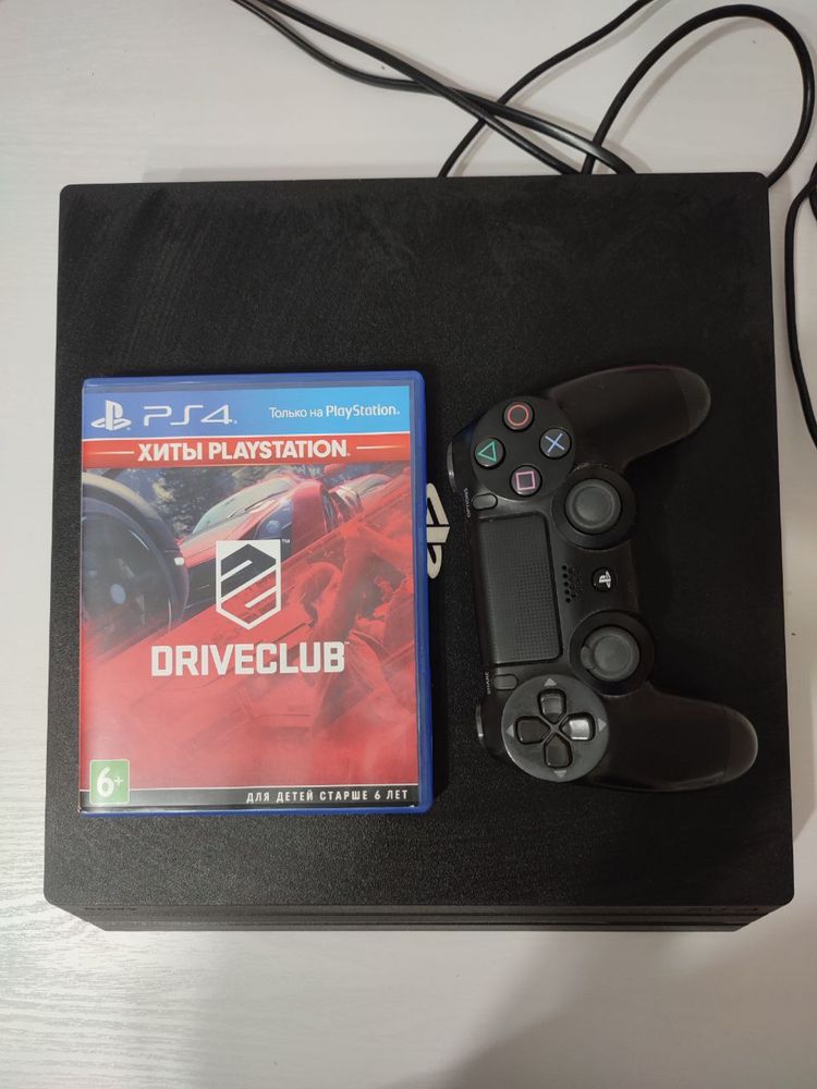 Игровая приставка Playstation 4 PRO 1 TB (14 игр)