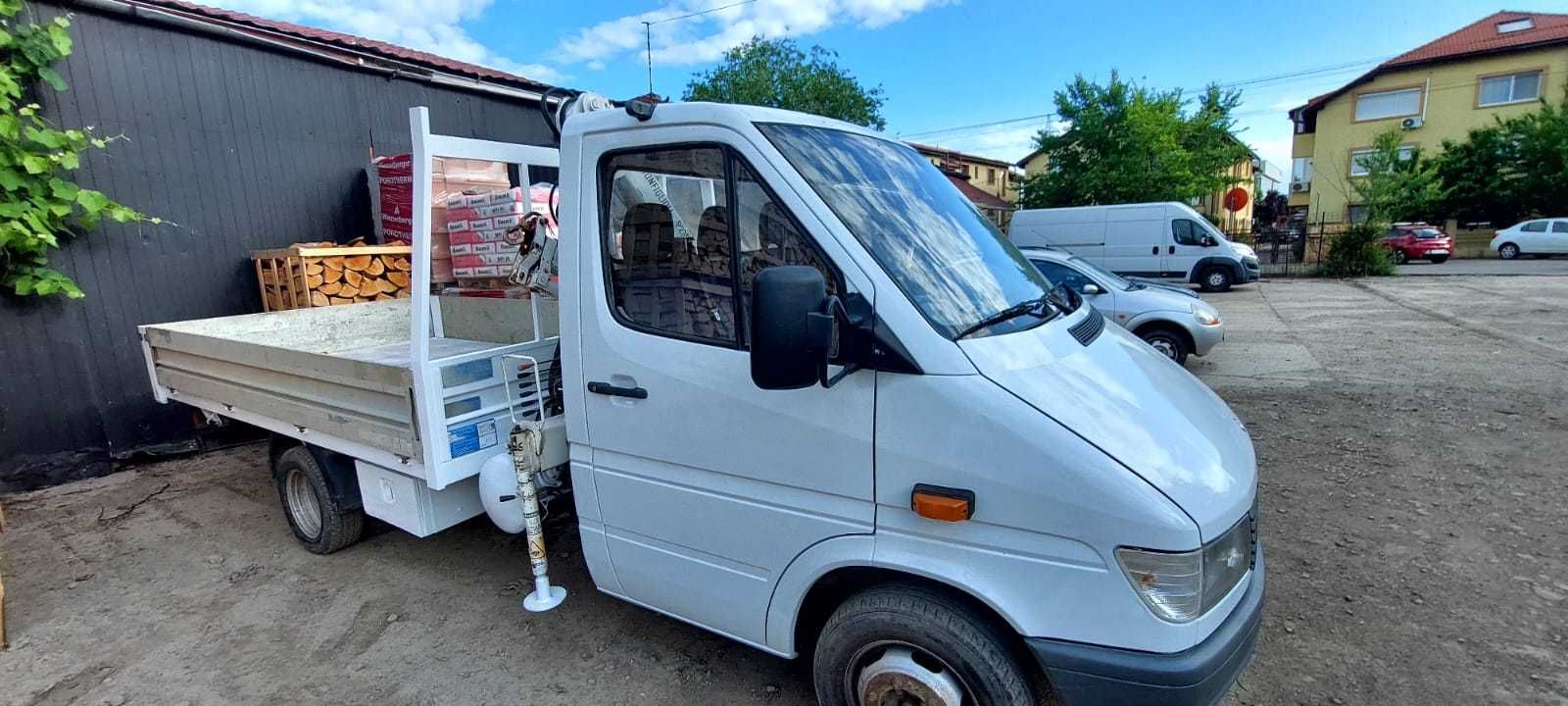 Mercedes Sprinter cu macara