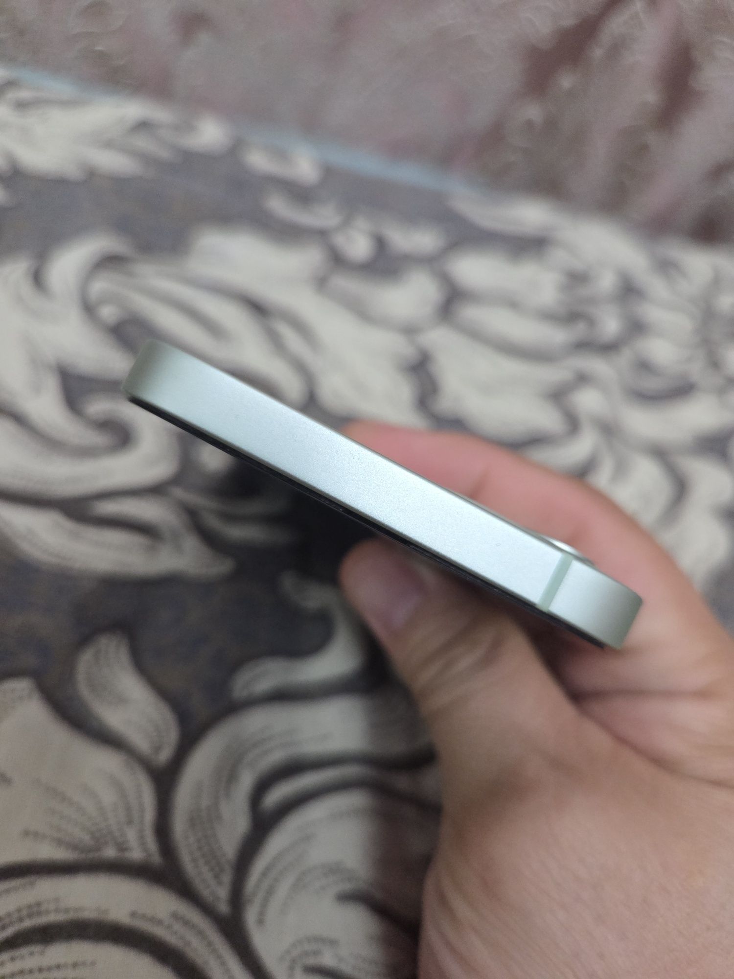 Продам iphone 12
