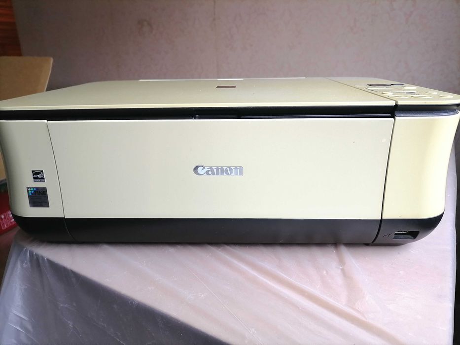 Multifunctional CANON MP240