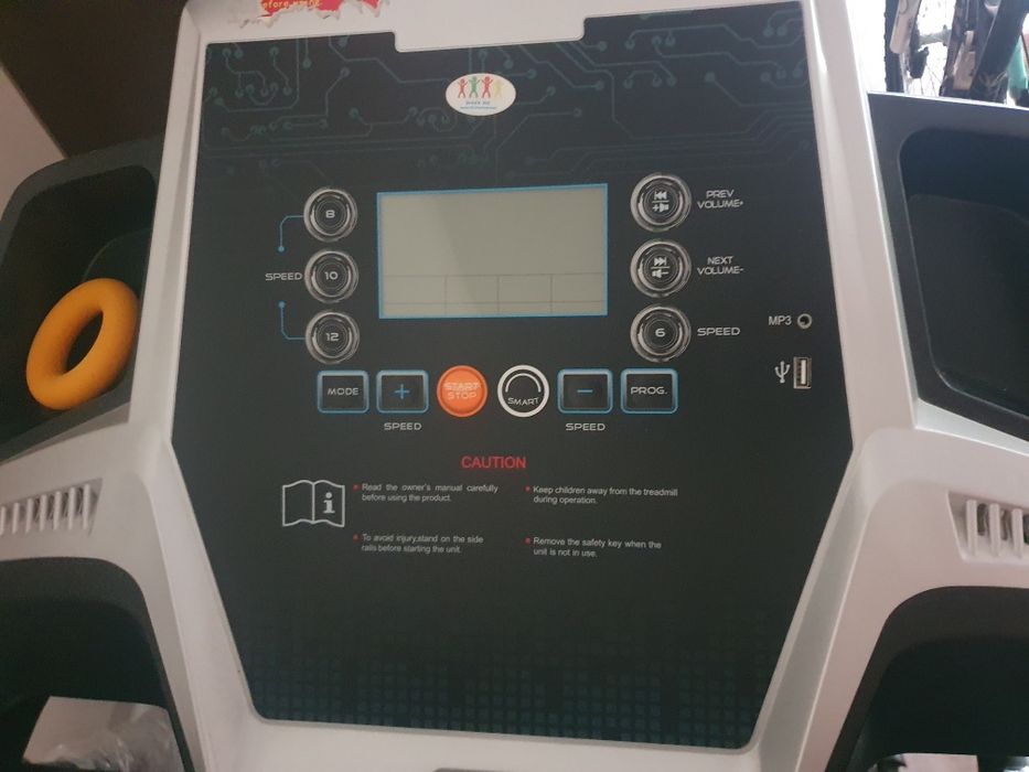 Бягаща пътека sportfit 14км/ч, 110кг, 2.75 HP.