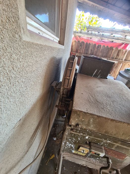 Vand moara 3 in1.  1300 ron