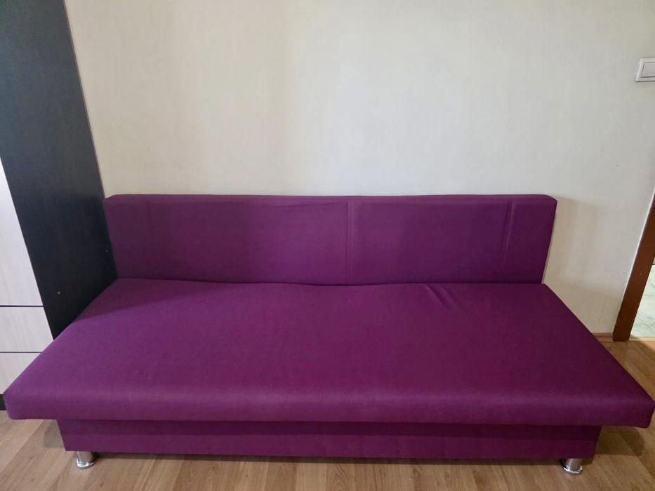 Продается диван.