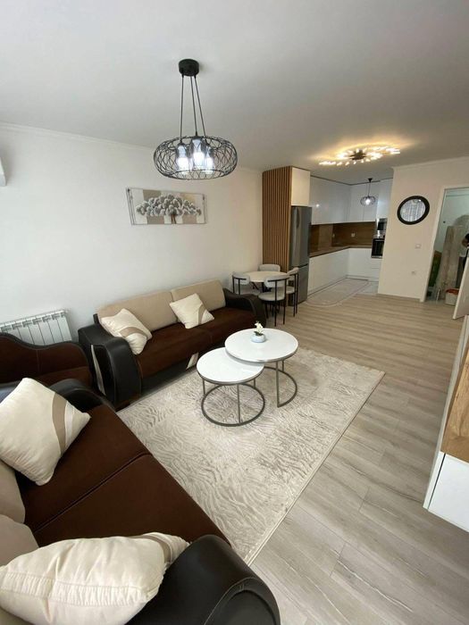 Дава се под наем Двустаен апартамент в Пловдив, Христо Смирненски - 75 кв.м за 600 € - Снимка #1