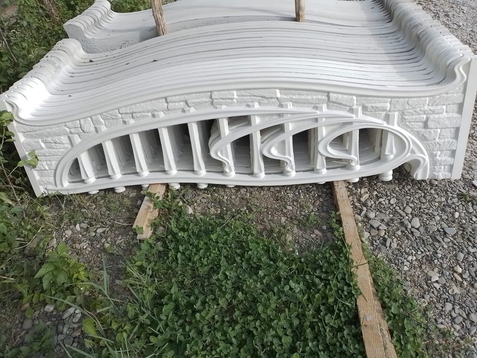 Gard din placi de beton Fălticeni .