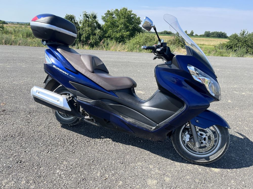 Maxi scooter Suzuki Burgman AN 400