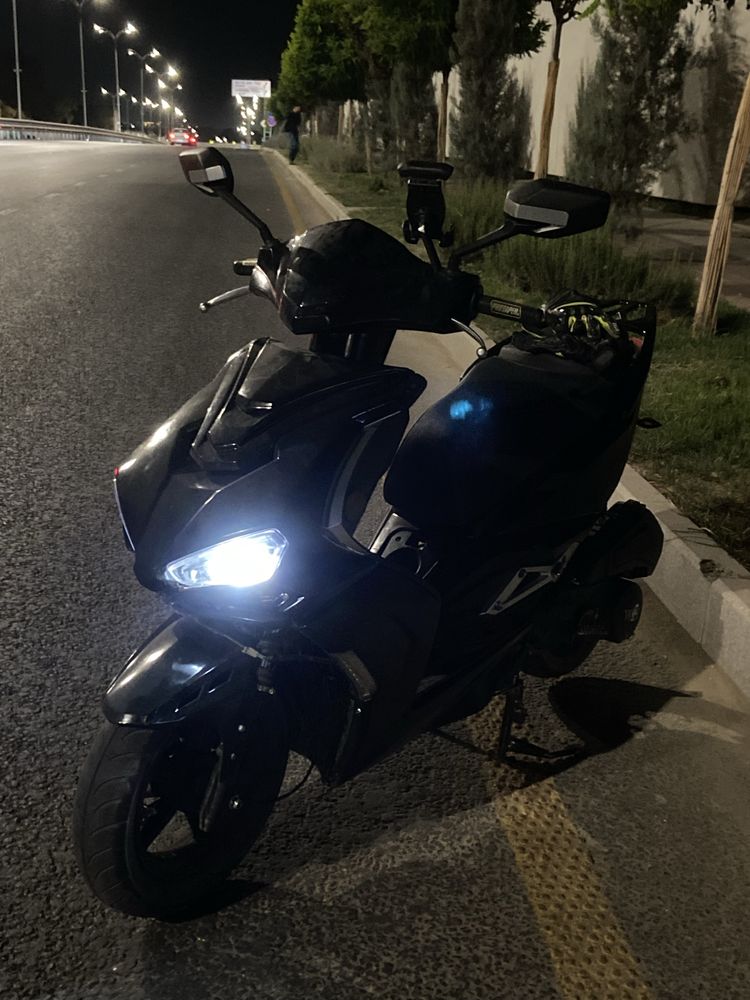 Italia r2 150cc ideal