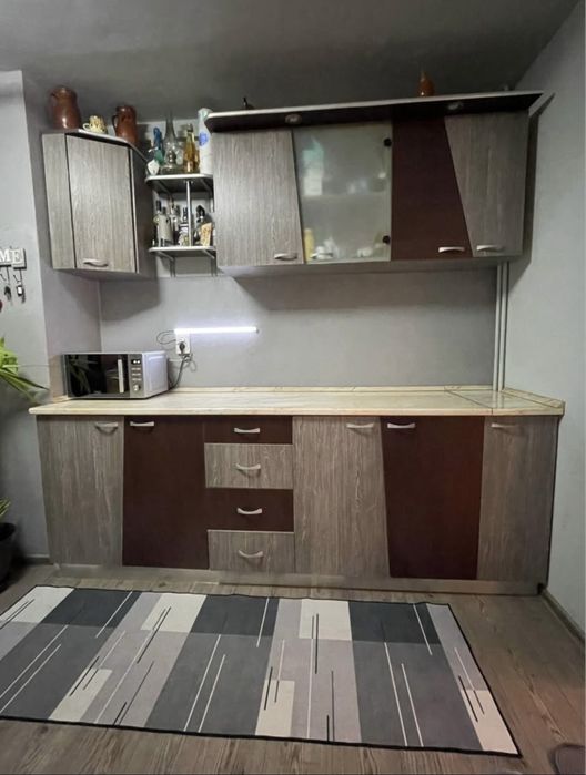 Mobila de bucatarie