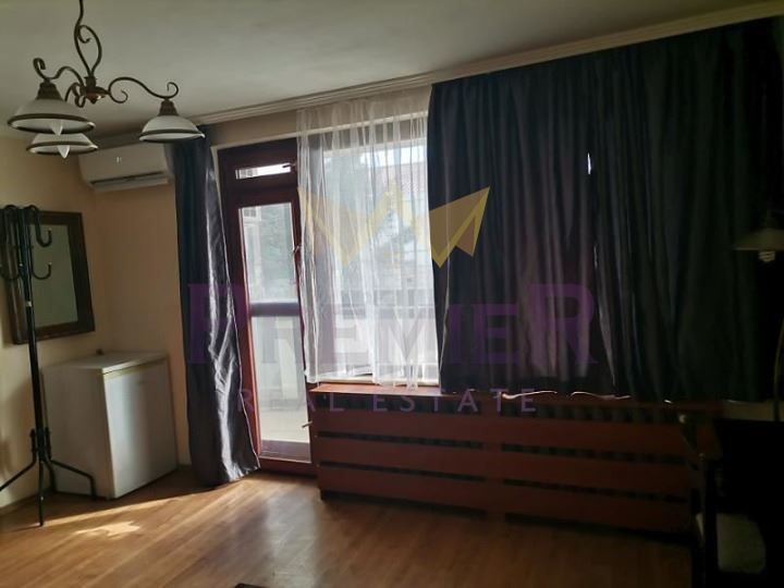 Двустаен апартамент в к.к. Св. Св. Константини Елена
