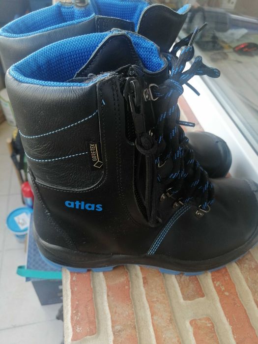 Зимни високи обувки Atlas туристически с предпазно бомбе