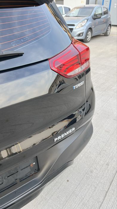 Tracker 2 Premier