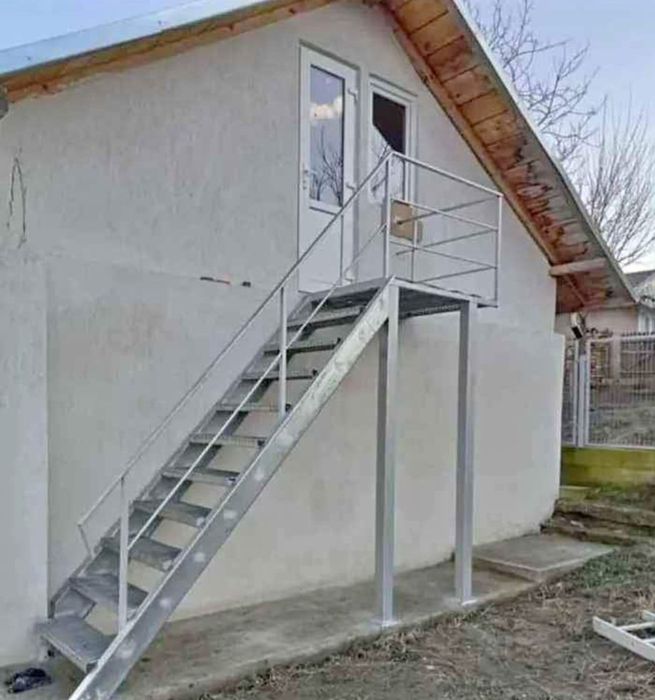 Scări metalice industriale