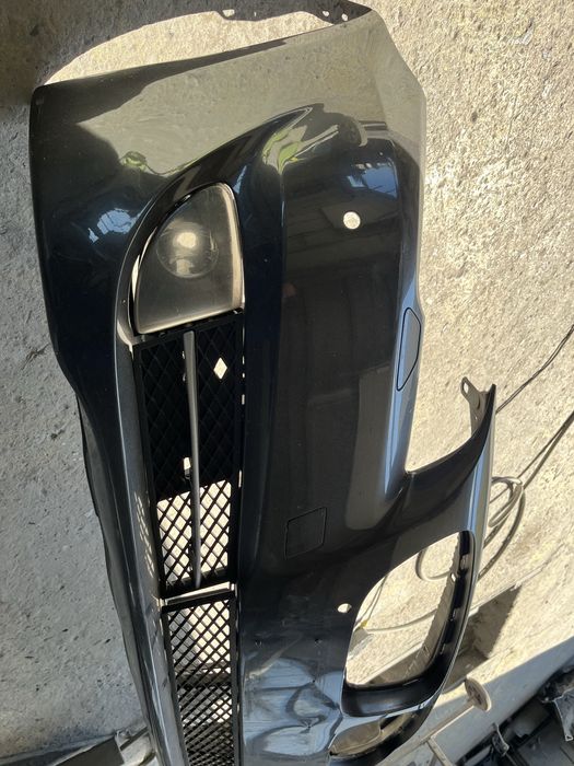 Предна броня и прагова за bmw f10.