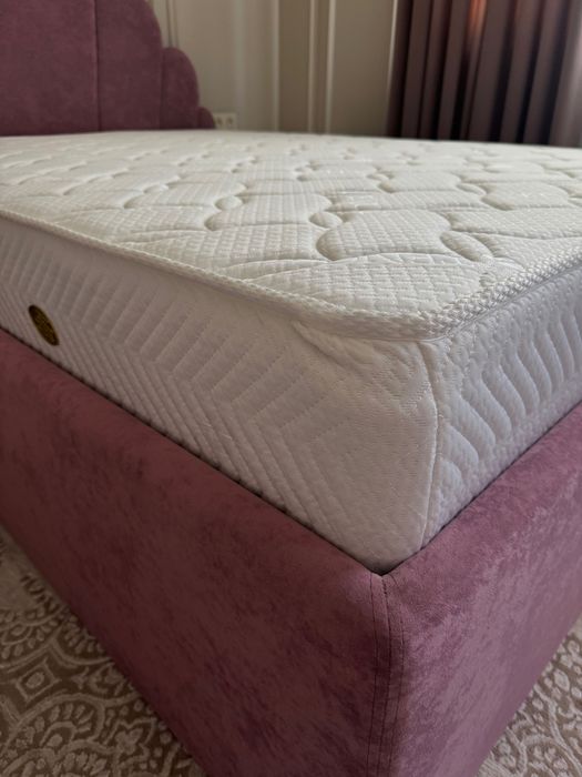 Матрас для кровати