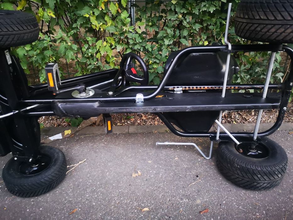 Cart/Kart cu pedale PUKY F1 pt. copii 6 la 12 ani negru