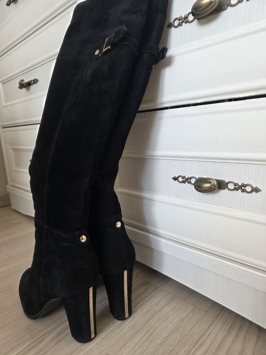 Продам зимние сапоги