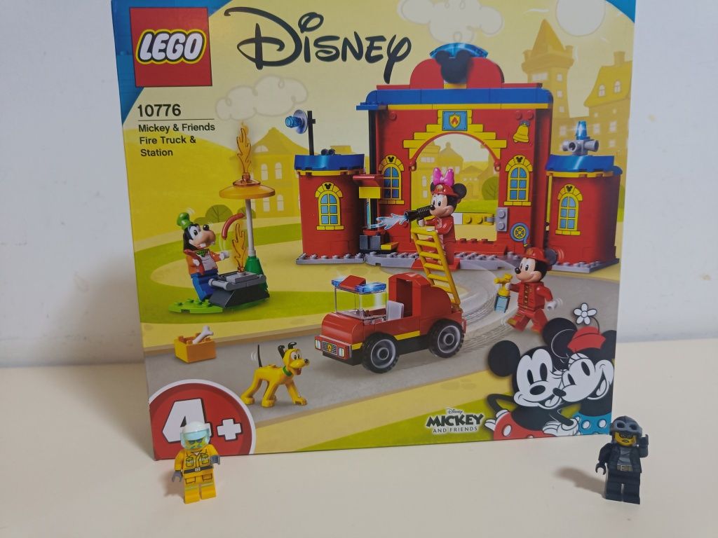 LEGO Disney Mickey and Friends - Statia si camionul de pompieri-10776