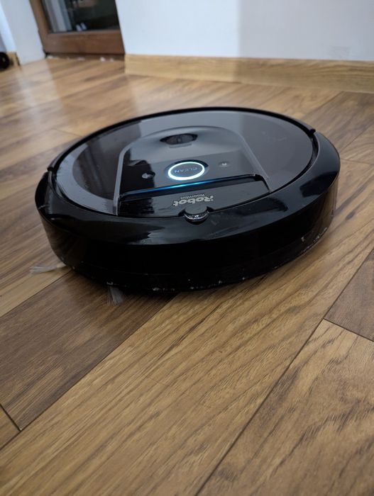 Робот Roomba i7+