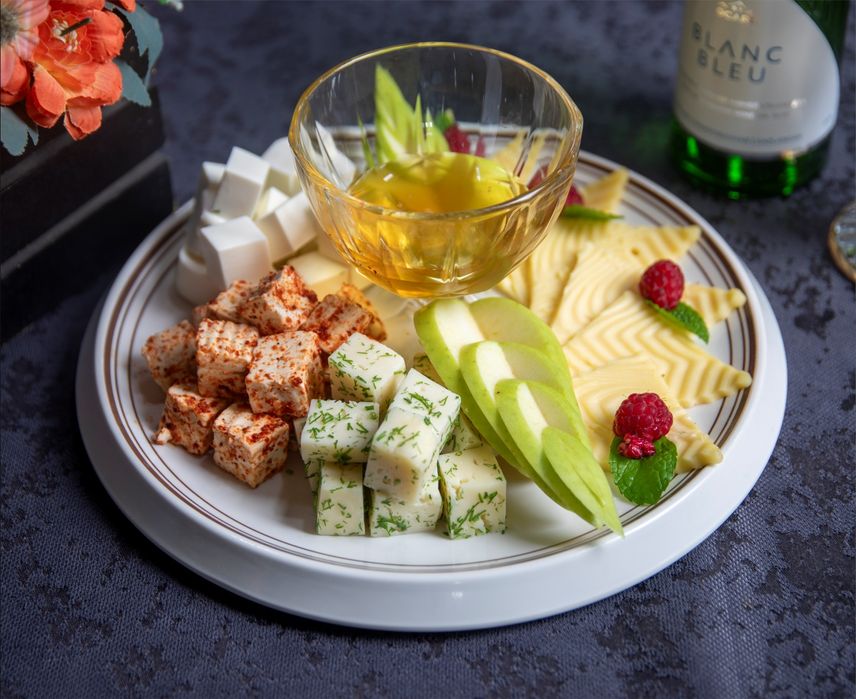 Ошпаз хизмати. Услуга универсальный повар